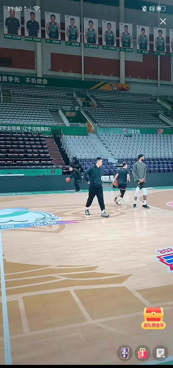 球队备战决赛系列赛，展开紧张训练