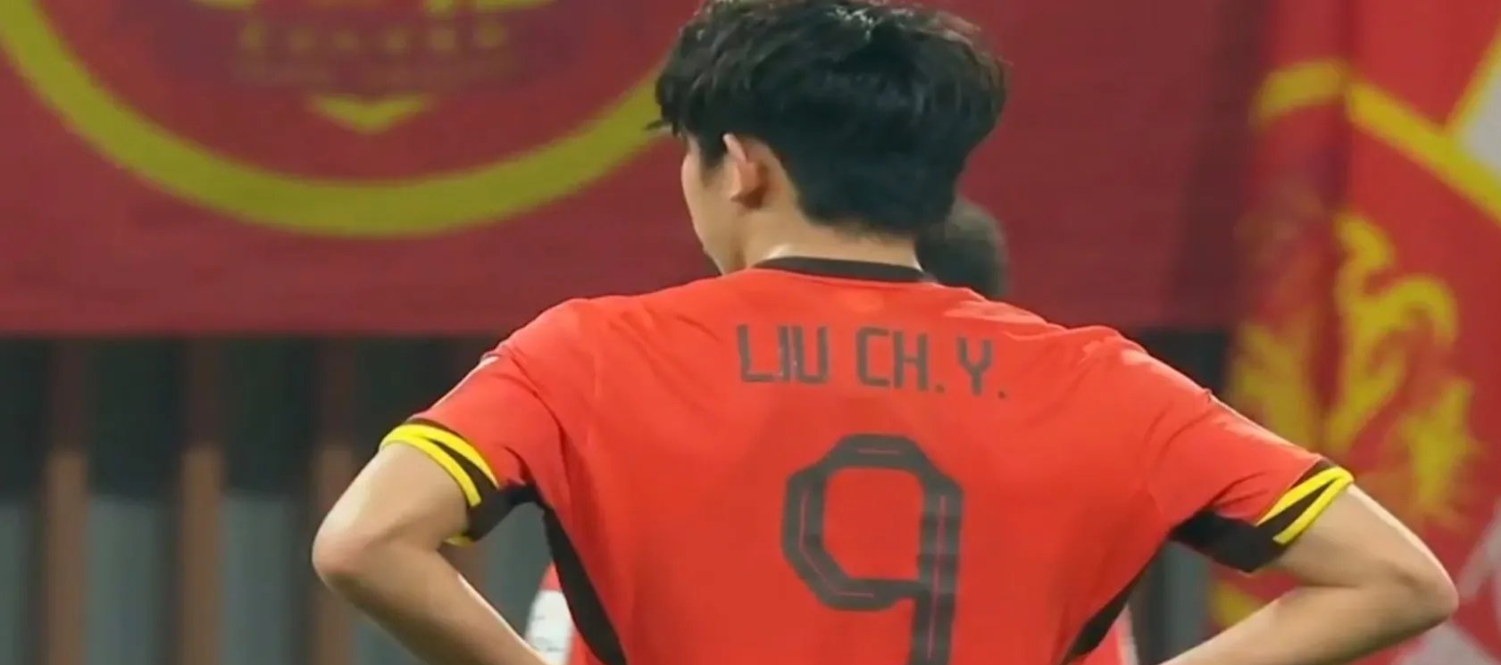 关于年轻人天蓝杯帮员负伤,次射门中的信息 关于年轻人天蓝杯帮员负伤,次射门中的信息