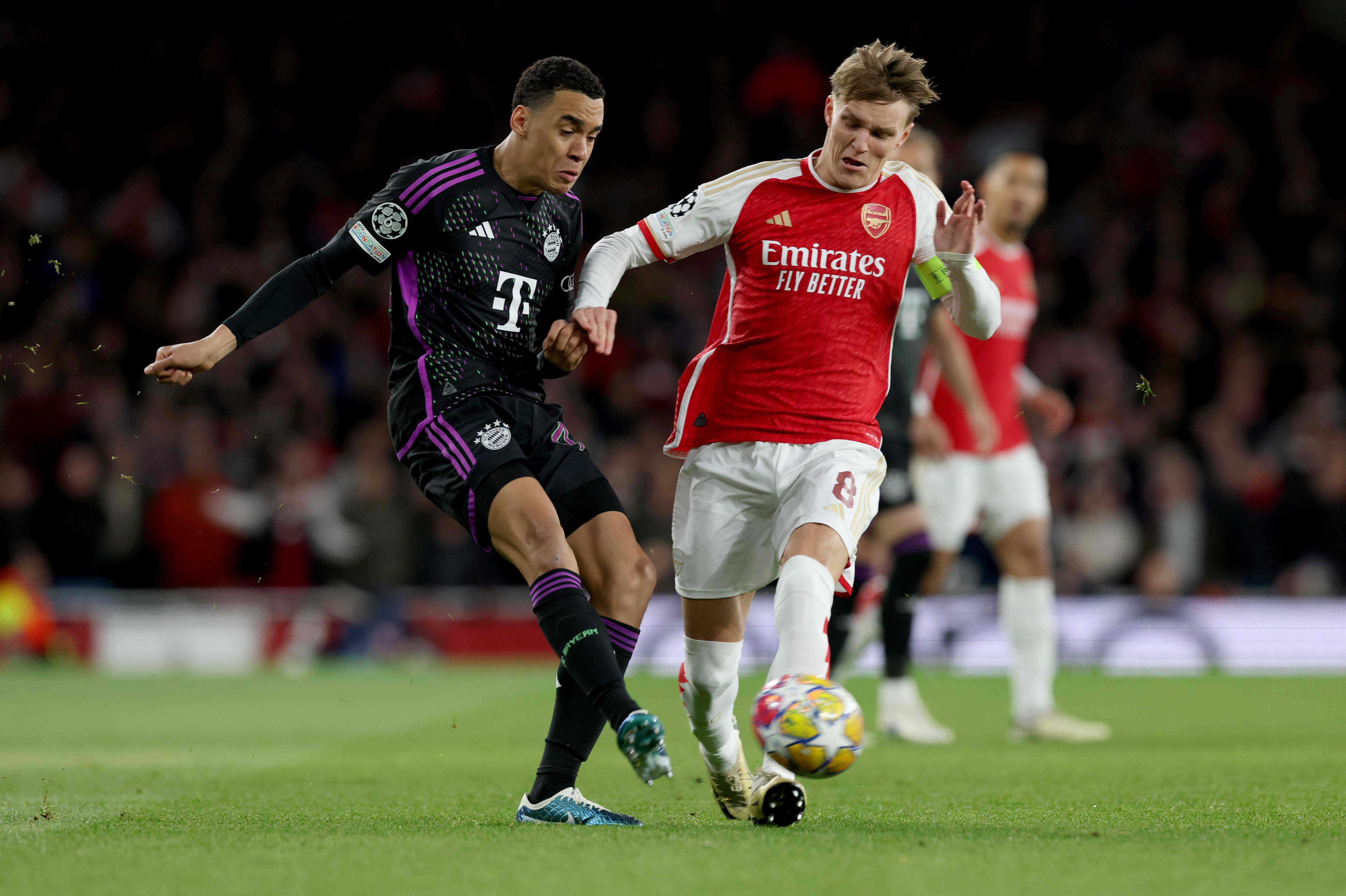 阿森纳抱团反击击败劲敌努力拼抢