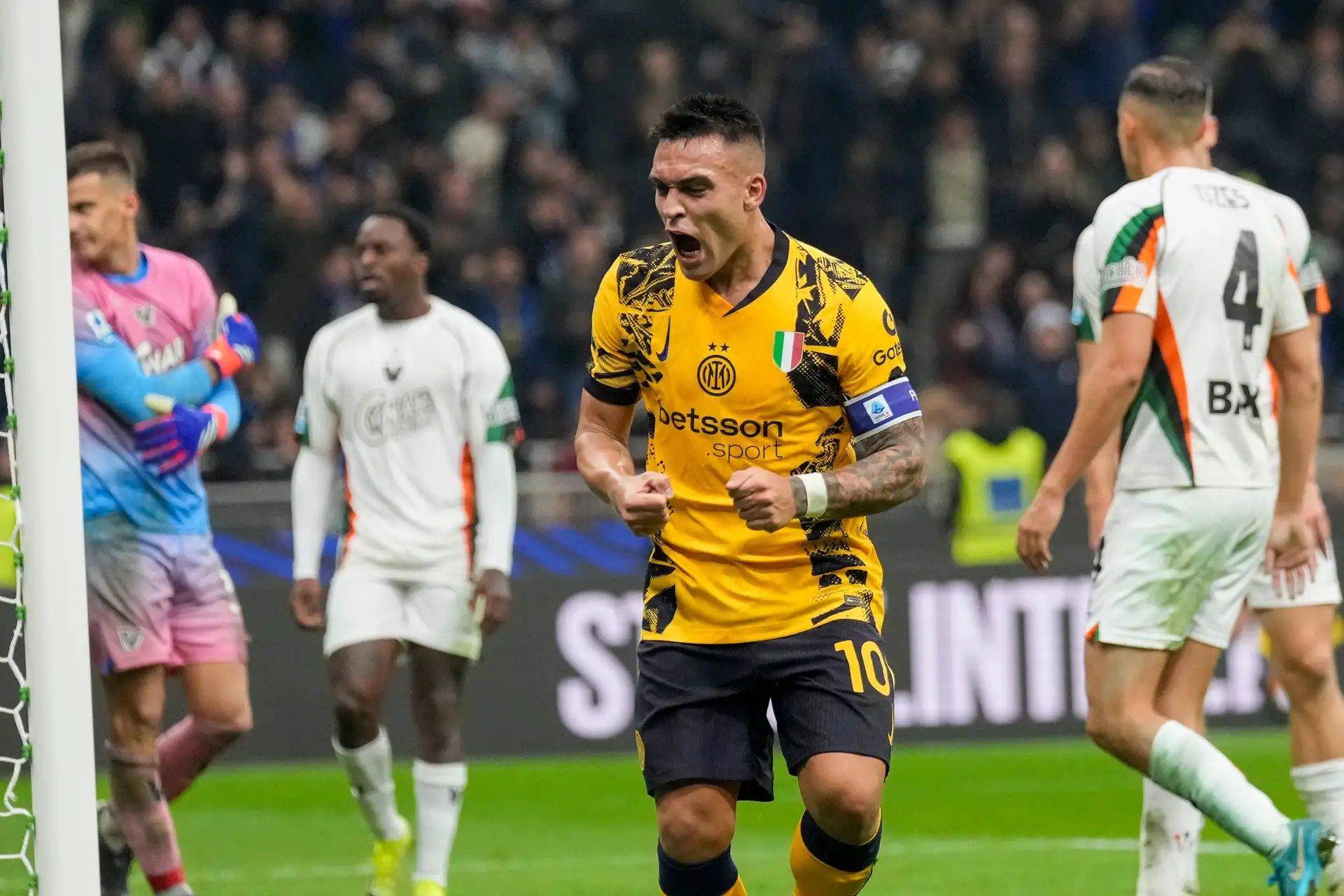 斯图加特破除困境，取得胜利