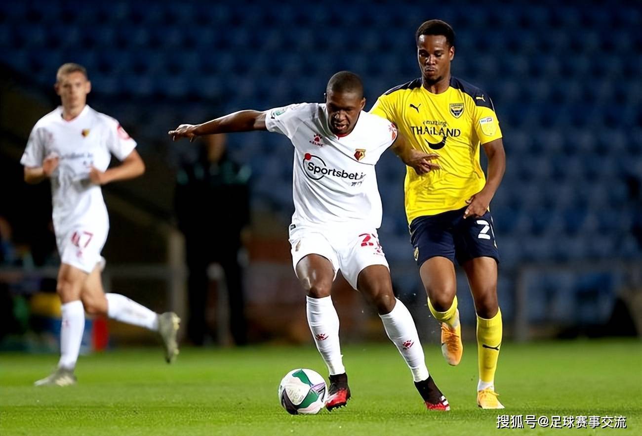 彼得堡主场大胜,继续追赶积分榜前列 彼得堡主场大胜,继续追赶积分榜前列