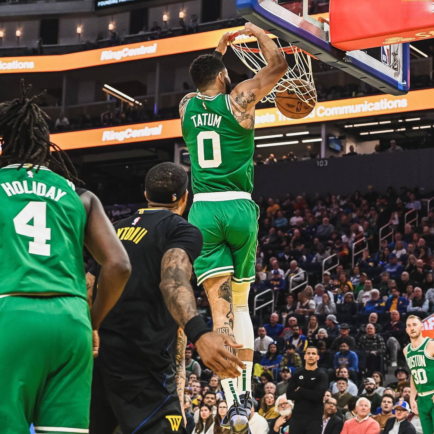 火箭客场战胜凯尔特人 火箭客场战胜凯尔特人