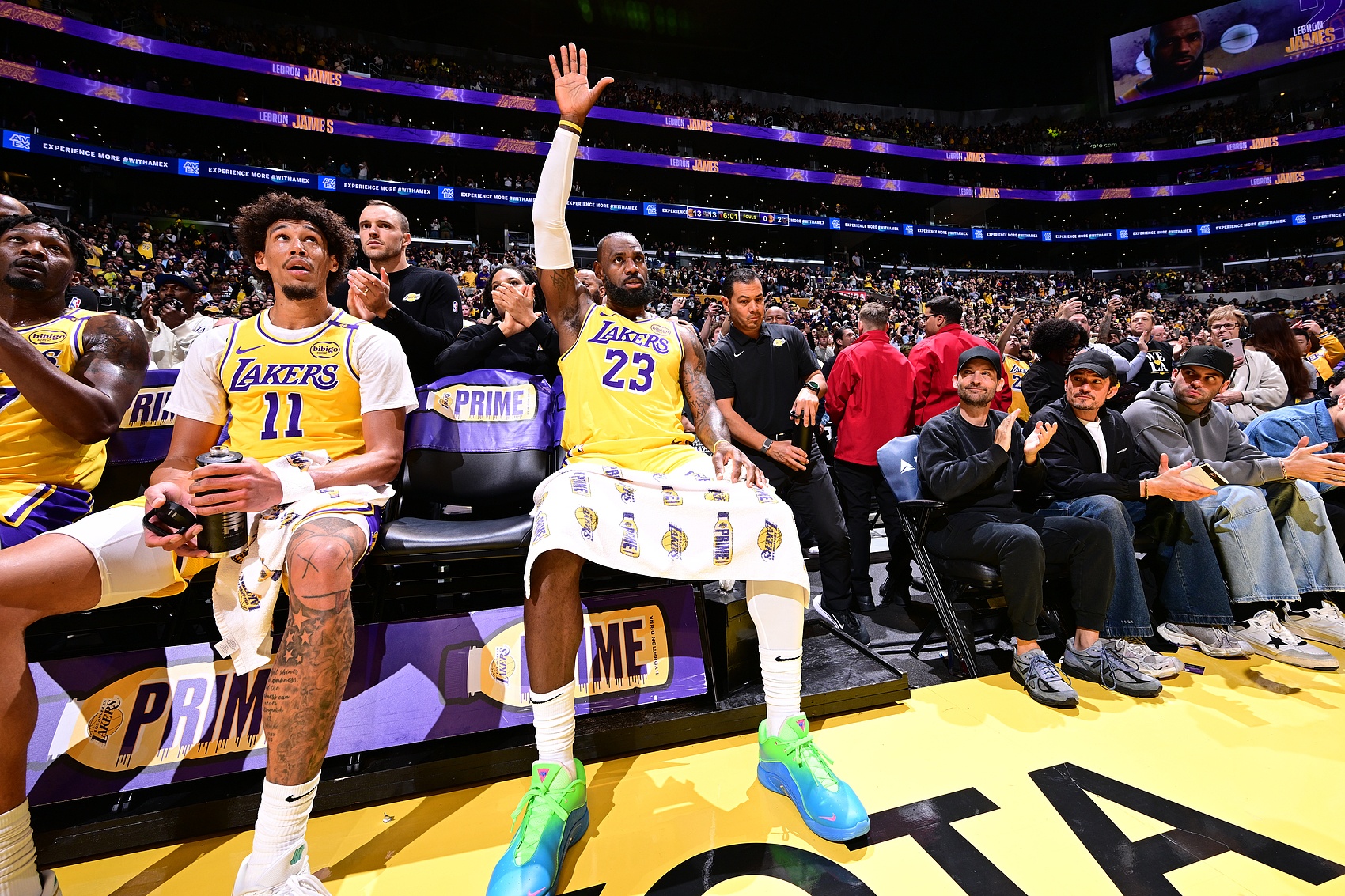 湖人主场击败超音速继续不败 湖人主场击败超音速继续不败