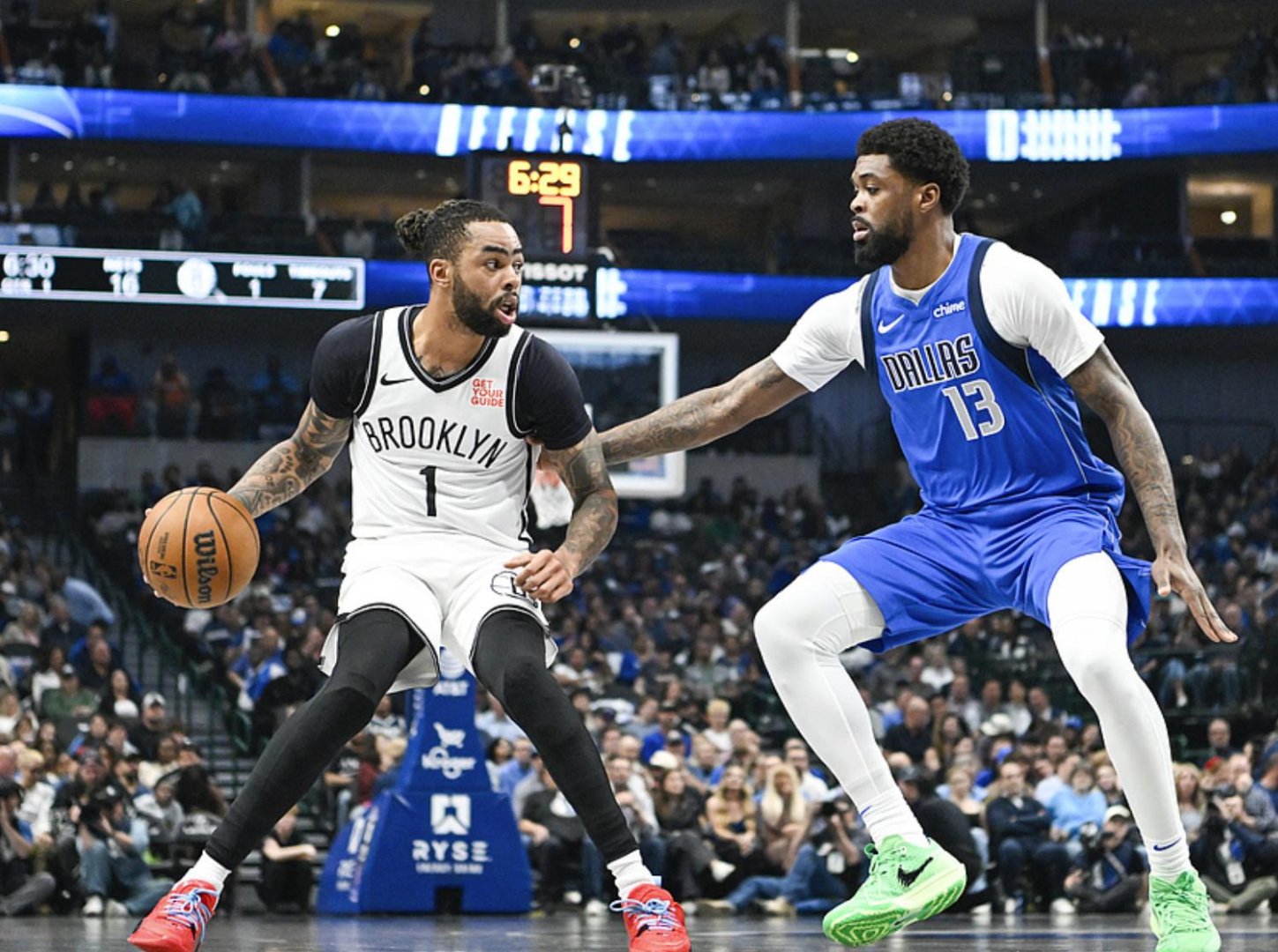 篮网险胜独行侠，欧文全场抢断