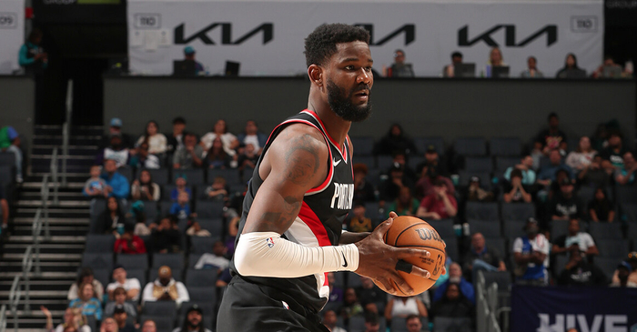 黄蜂客场惨败开拓者失去领先 黄蜂客场惨败开拓者失去领先