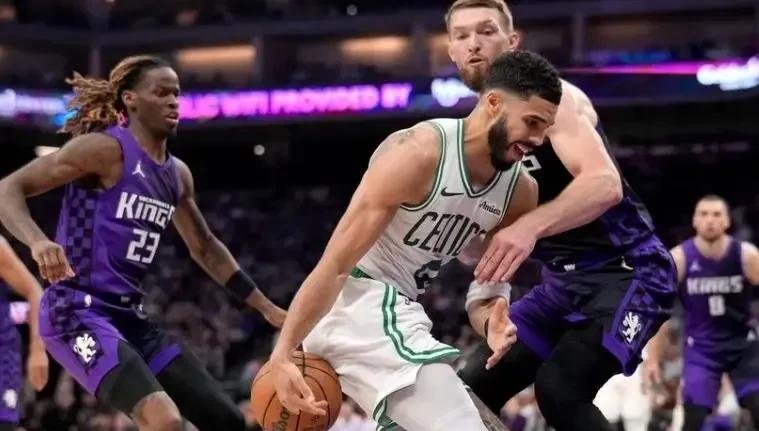 雄鹿击败篮网排名升至第二