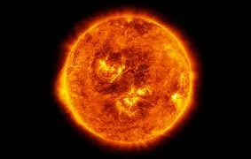 太阳轻取活塞，保持不败